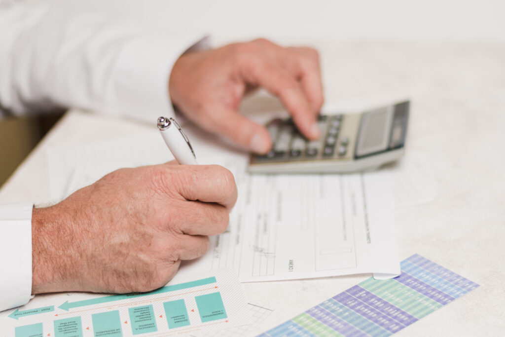 contratar consultor seo precio